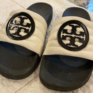 Tory Burch Lina two tone padded slides size 8